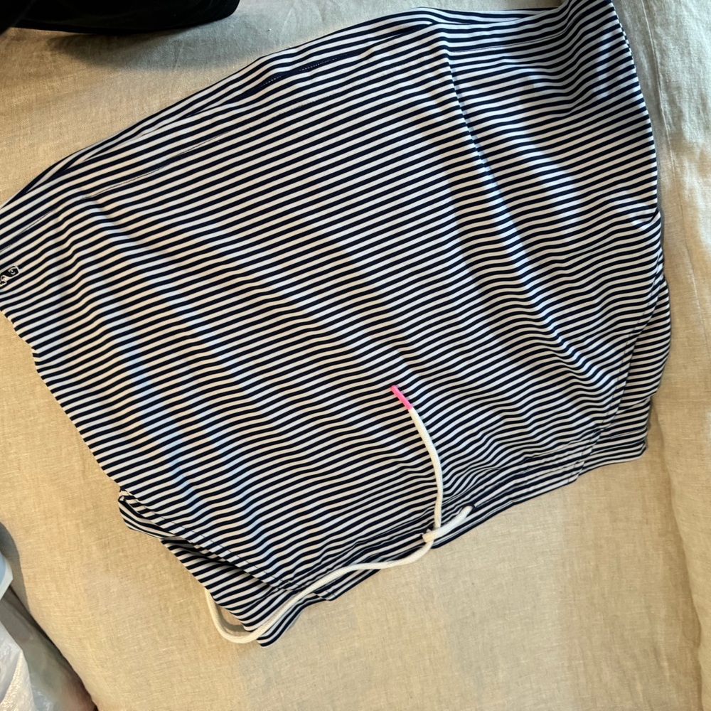 Vineyard Vines skirt